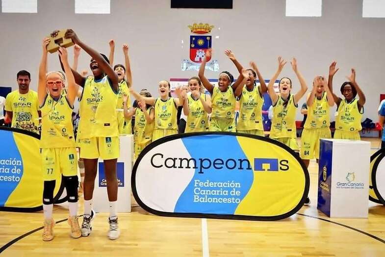 El CBÂ Islas Canarias en categoría femenina y el CB Gran Canaria en la masculina se proclamaron campeones / TA